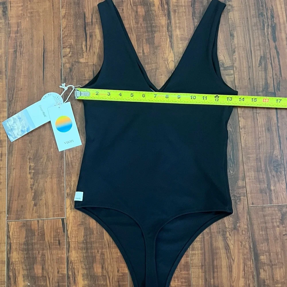 Vuori Halo Bodysuit - Picture 4 of 10